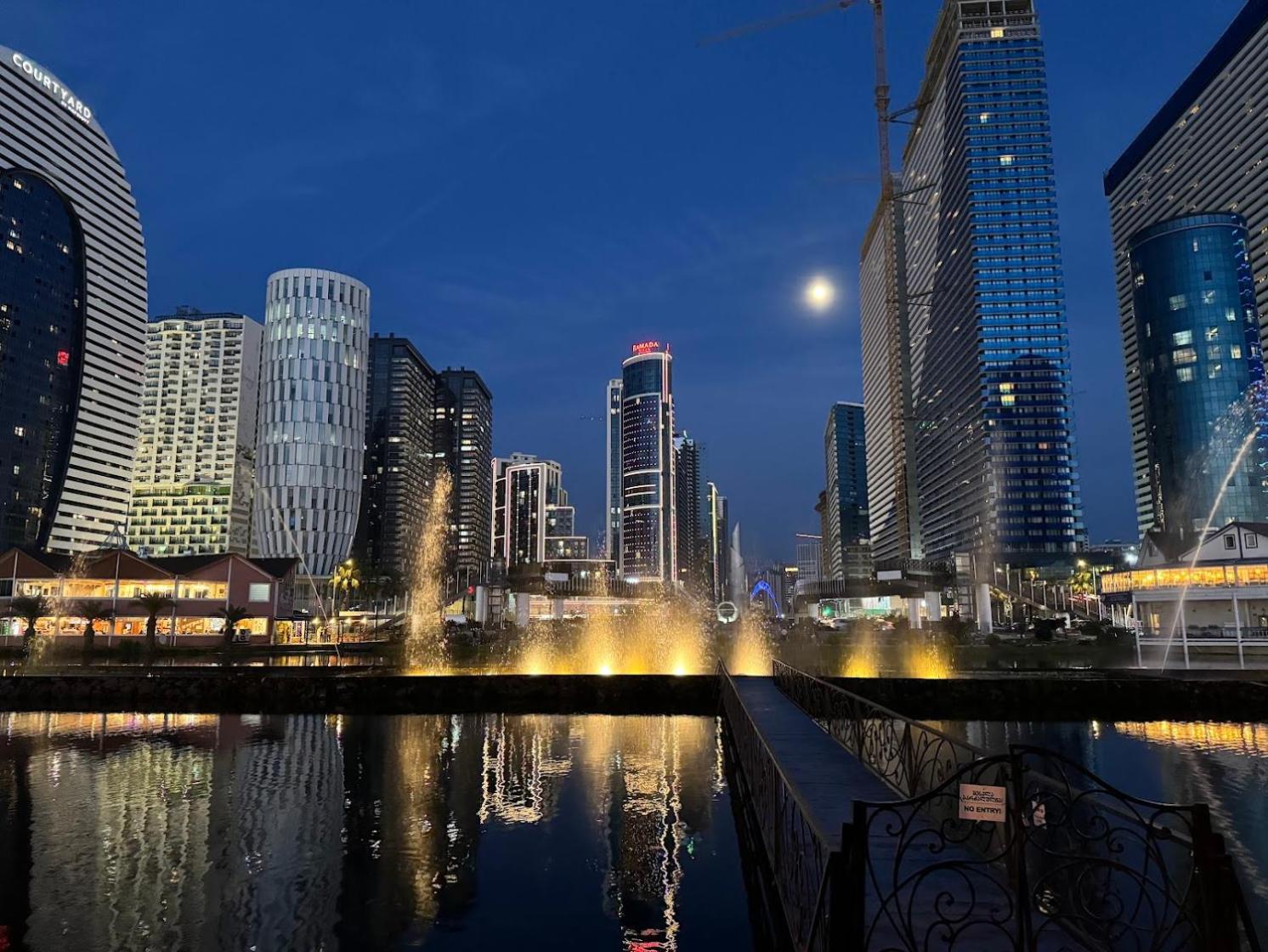 Moonlight Apart-Hotel باتومي المظهر الخارجي الصورة